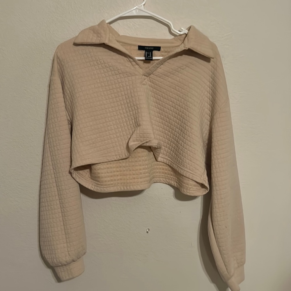 Long sleeve cream crop top from forever, 21